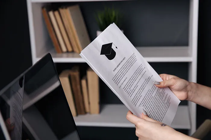 41 College Admissions Lies That Were So Dumb They Made Officers Stop In Their Tracks