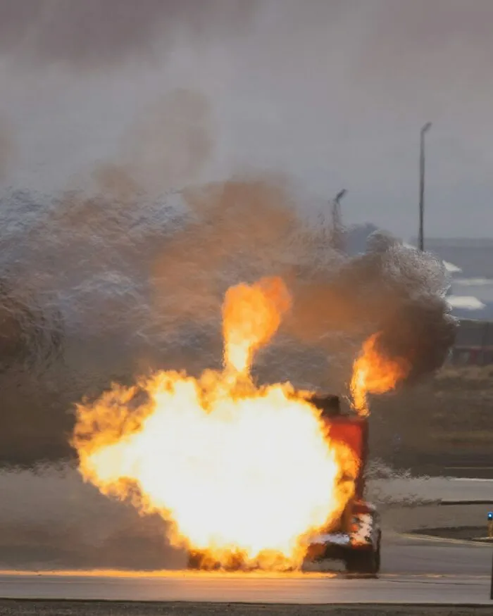 50 People Who Survived The Craziest Moments Of Their Lives