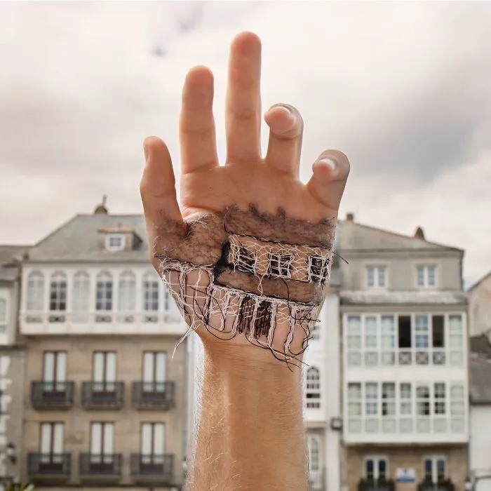 "Horizonte, 15. Plaza Mayor Of Viveiro"