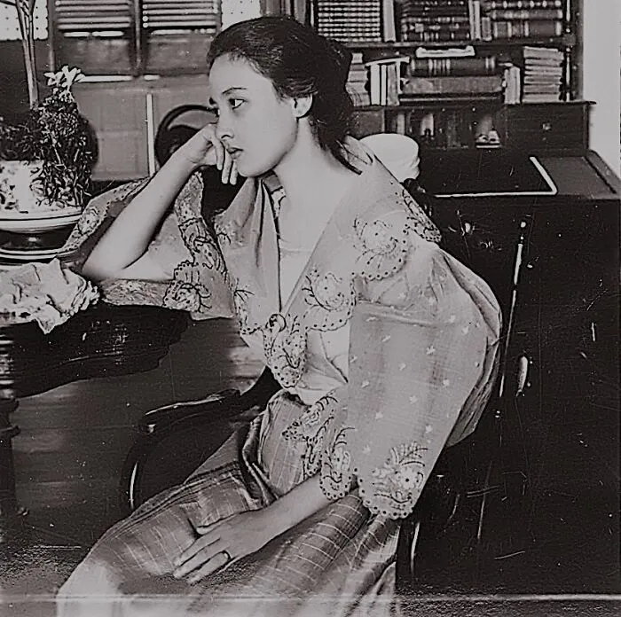 A Filipino Belle, Manila, Philippine Islands, 1899