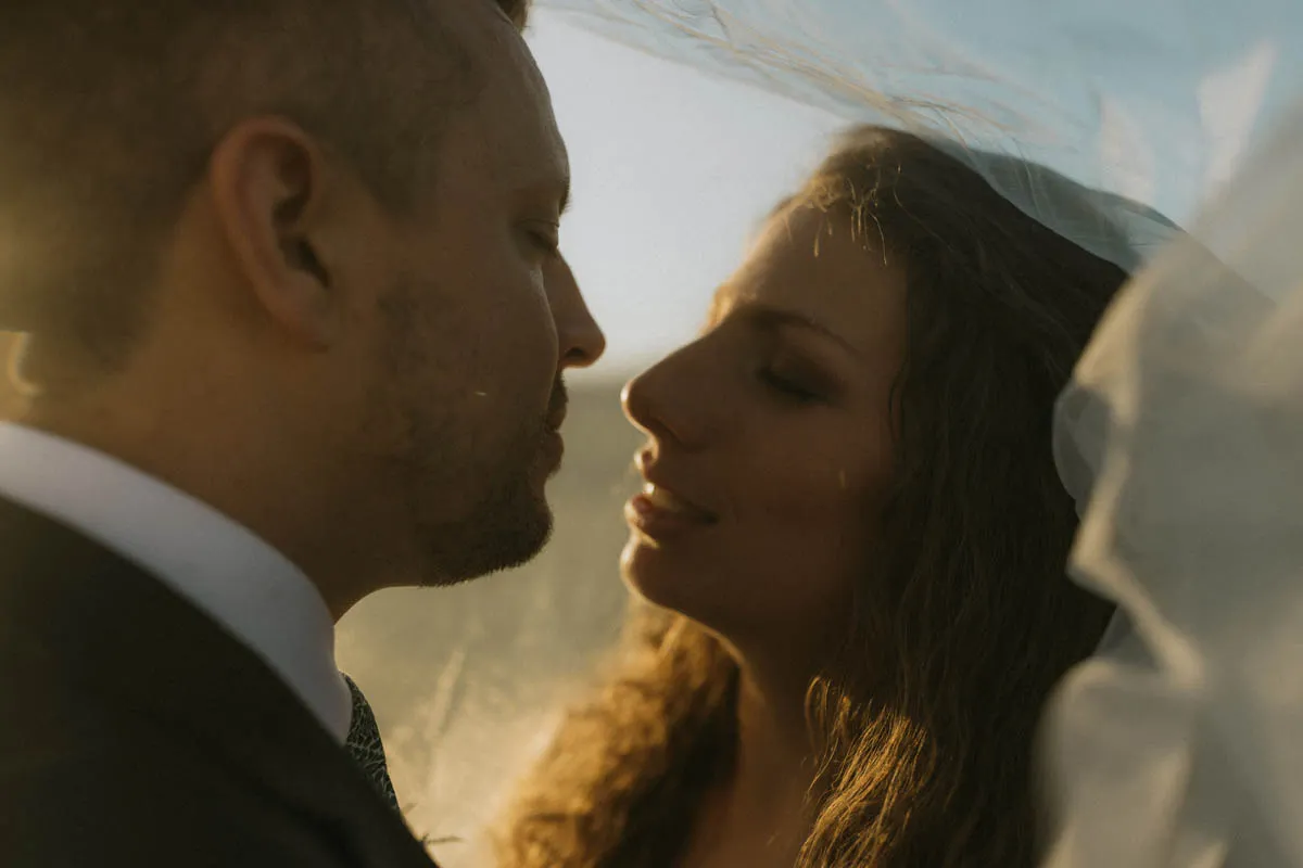 This Montana Couple’s Wedding Photo Looks Like It Was Shot Straight Out Of A Dream—and We’re Not Crying, You Are
