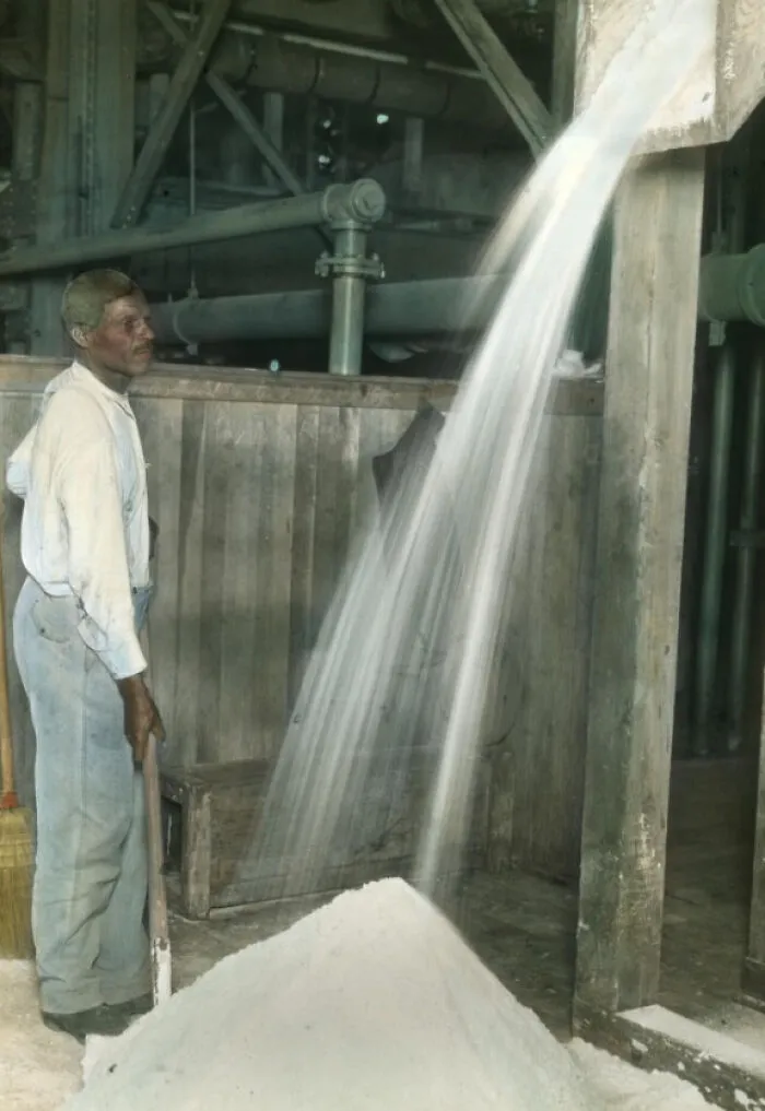 Man Granulating Sugar, Reserve Refining Company, Reserve, Louisiana, 1922