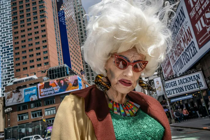 Finalist, 2025: "Platinum Blond" By Alexandra Avlonitis