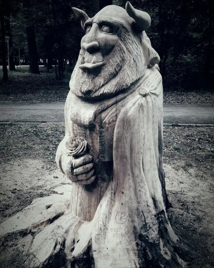 Artist Turns Tree Stumps Into Magical Sculptures, And Here Are 20 Of His Best Creations