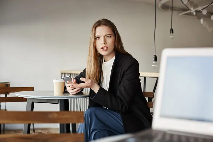43 Interviews That Went Off The Rails Thanks To Wildly Entitled Applicants