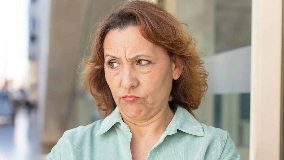Appalling Aunt Loses It After Nephew Says There’s No Way In Hell He’s Paying Cousin’s College Fees