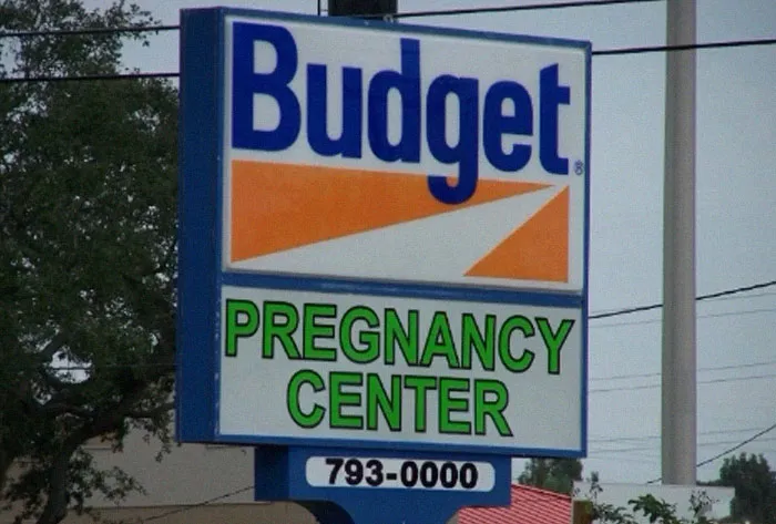“Who Signed Off On This?”: 44 Hilariously Terrible Design Decisions