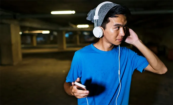 Someone Asks "Street-Smart" People To Share Their Tips And Tricks, 50 Deliver