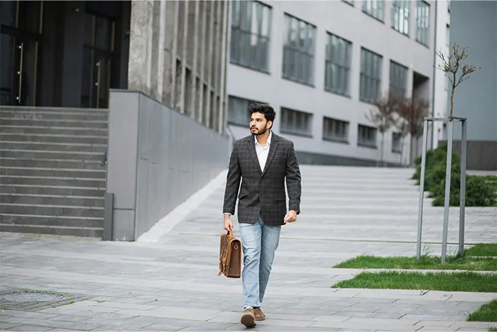 Someone Asks "Street-Smart" People To Share Their Tips And Tricks, 50 Deliver