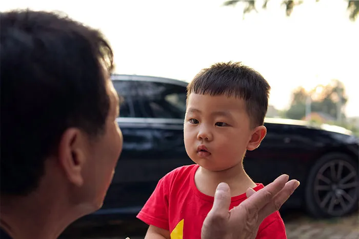 Someone Asks "Street-Smart" People To Share Their Tips And Tricks, 50 Deliver
