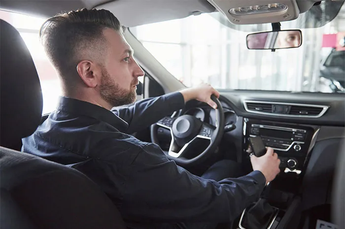 Someone Asks "Street-Smart" People To Share Their Tips And Tricks, 50 Deliver