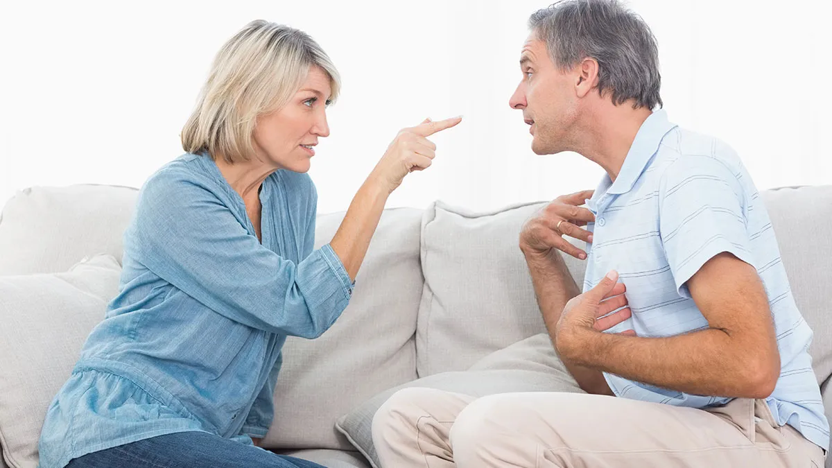 First Dinner With GF’s Fam Ends In Tension After Guest’s Remark About Mom’s Appearance Backfires