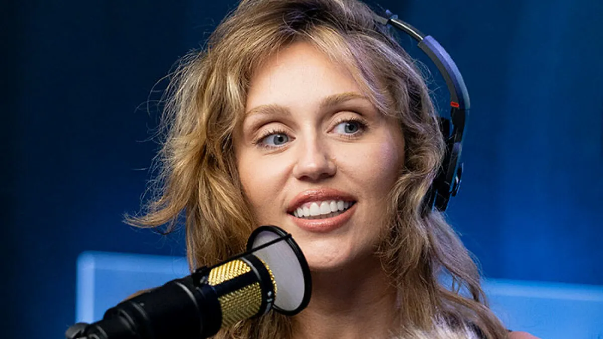 "Whoever Invented Buccal Fat Removal Should Go To Jail": Miley Cyrus' New Cover Goes Viral