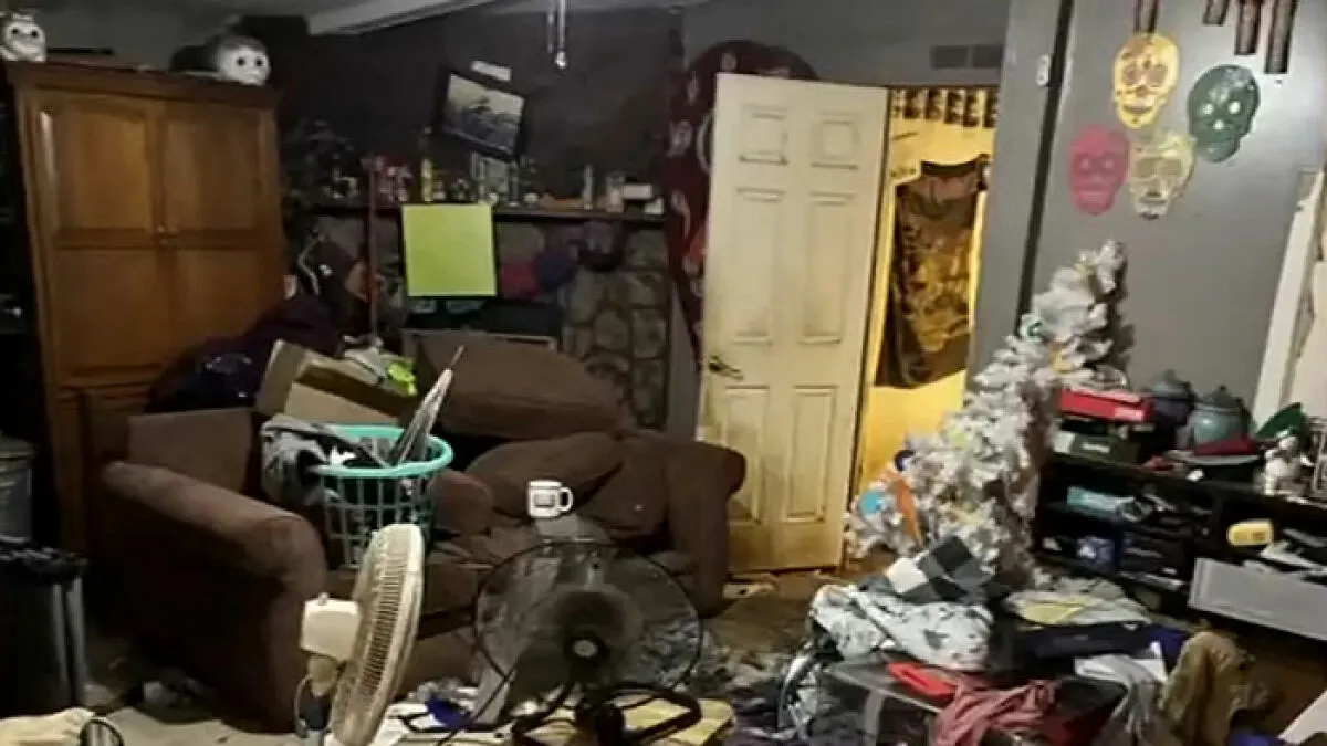 Florida Mother Abandons Her Child And Seven Dogs For Two Weeks To Go To Las Vegas On Vacation