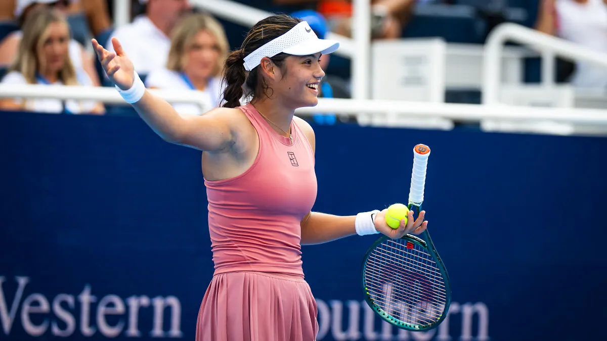 "Diva Issues": Tennis Star Halts Match In Meltdown Over Crying Baby, Leaves Crowd Stunned