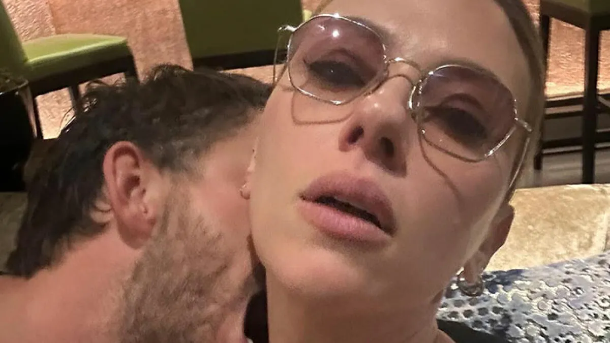 “This Is Cheating”: Support For Scarlett Johansson And Jonathan Bailey After Backlash