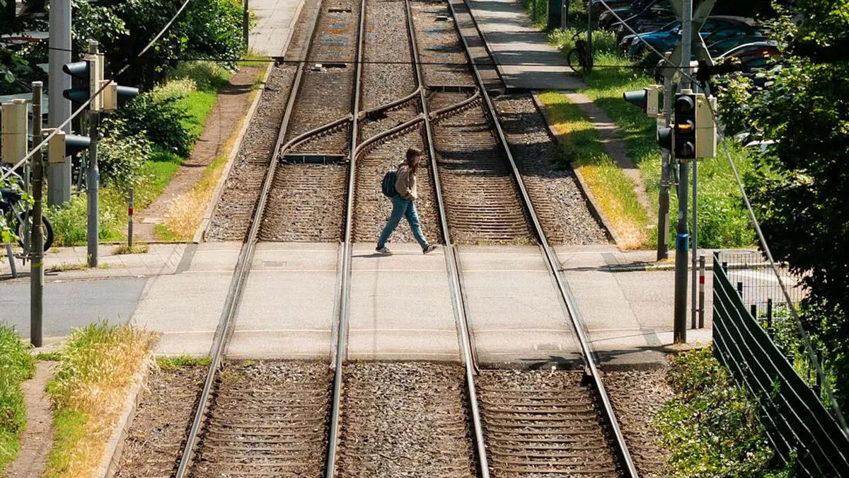 50 People Who Survived The Craziest Moments Of Their Lives