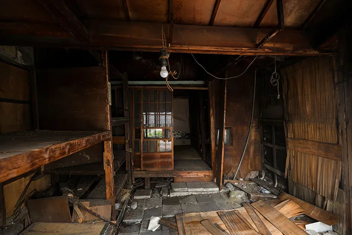 People Share 43 Stories Of When They Visited A Place That Made Them Nope Out Immediately 