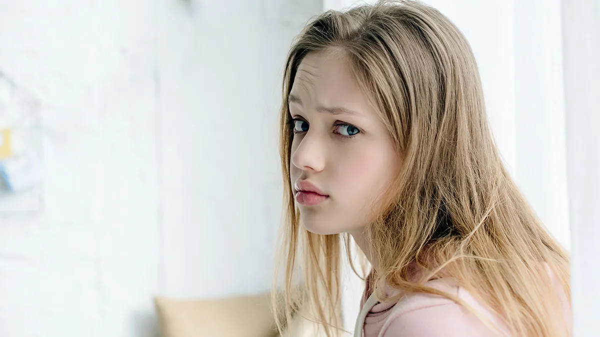 Woman Tells Her Dad’s ‘Affair Baby’ The Real Reason Why Her Grandparents Don’t See Her