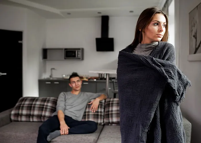 "Cheated On Her With Her Aunt": 44 Times People Couldn't Believe What They Found Out About Friends