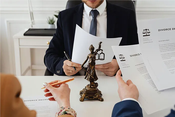 45 Of The Dumbest And Weirdest Reasons That Pushed People To Get A Divorce