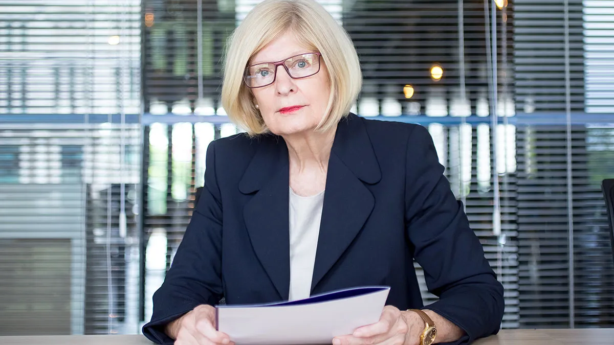 New Hire Has Enough Of Older Colleague's Bluff That She's Quitting, Makes Sure She Quits For Good