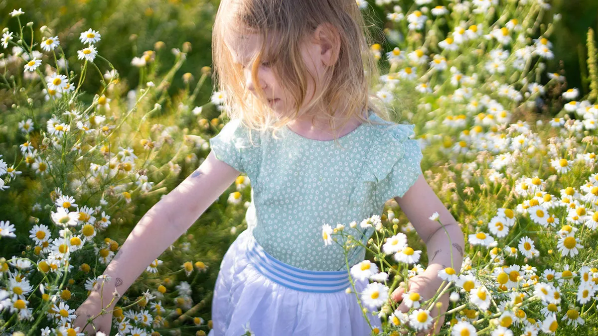 Bride Is Weirded Out By Idea Of Groom’s Ex’s Kid At Their Wedding, Refuses To Invite The Girl