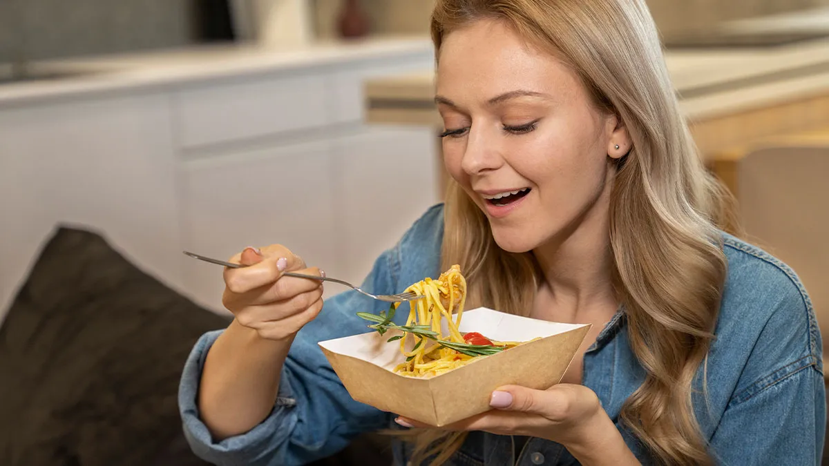 Lady Upset After Friend Eats Her Labeled Pasta, Chooses To Buy Mini Fridge Instead Of Arguing