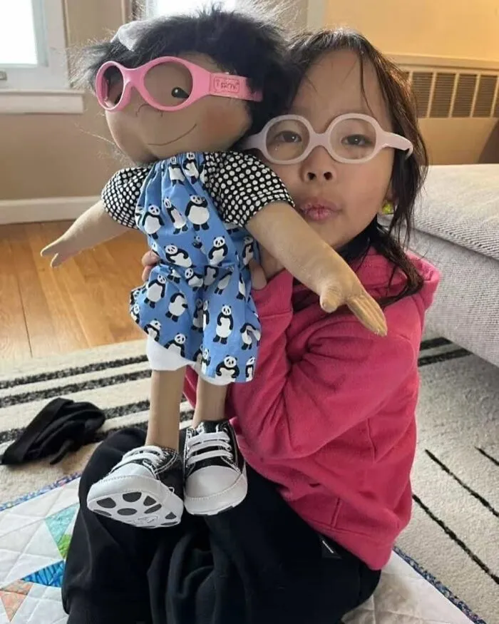 This Woman Made 22 Special Dolls That Look Like The Children Who Own Them (New Pics)