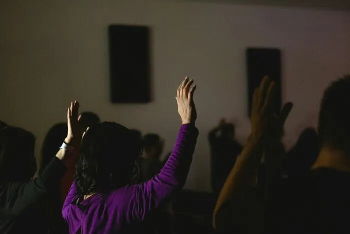 People Expose 40 Performative Behaviors They Can't Stand, And It Says A Lot About Society