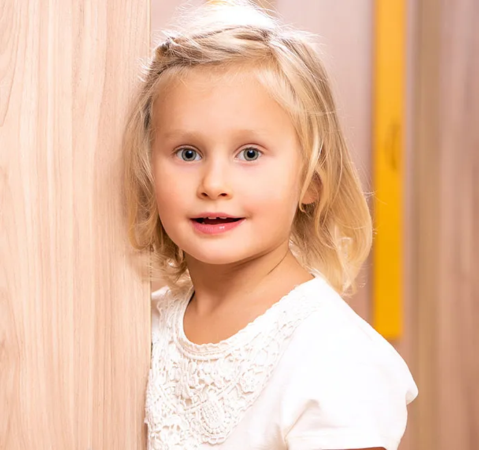 “I Wanted To Bury Myself”: 45 Hilarious Times Kids Publicly Humiliated Their Parents