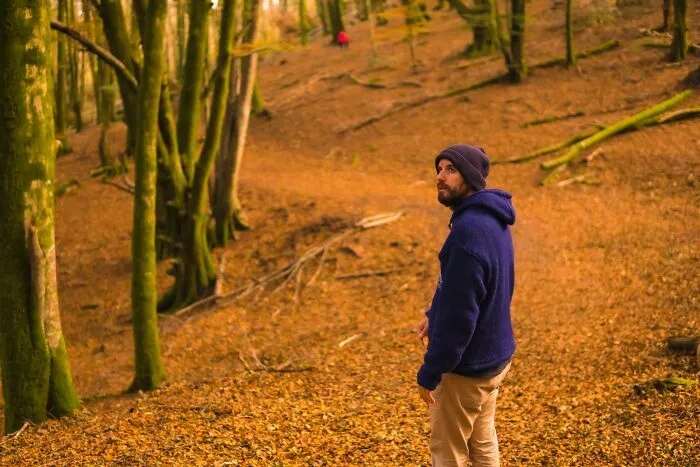 “Still Scares Me”: 47 People Who Couldn’t Sleep For Days After Spending Time In The Woods
