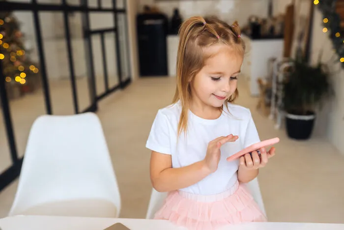 50 Parents Reveal The Disturbing Things Their Kids Said About Imaginary Friends