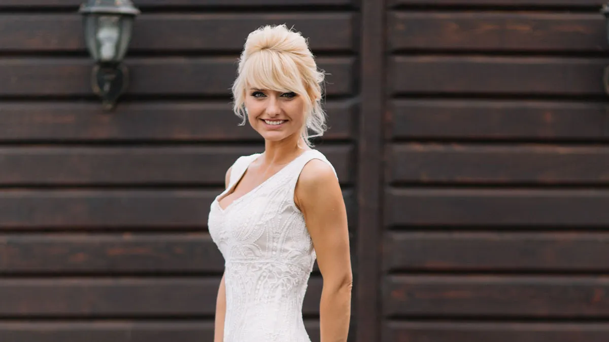 Attention-Seeking Mom Goes Ballistic When Daughter Bans Her From Wearing White At Her Wedding