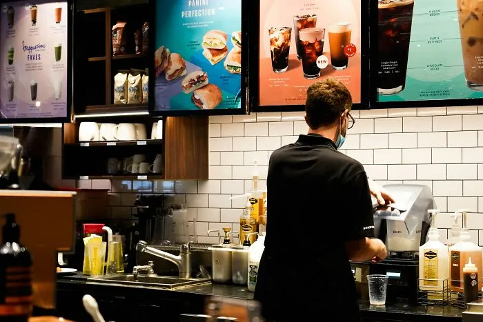 48 Coworkers Who, For Lack Of A Better Word, Are Really Stupid