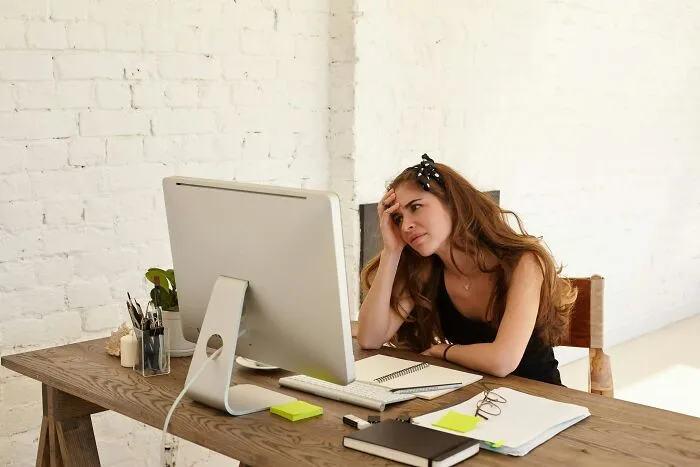 48 Coworkers Who, For Lack Of A Better Word, Are Really Stupid
