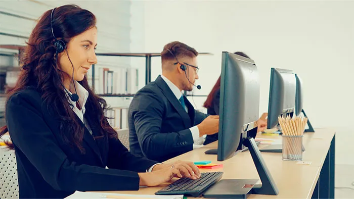 “Overworked And Underpaid”: 45 Stories From People At Companies On Their Last Legs