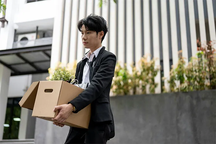 “Overworked And Underpaid”: 45 Stories From People At Companies On Their Last Legs