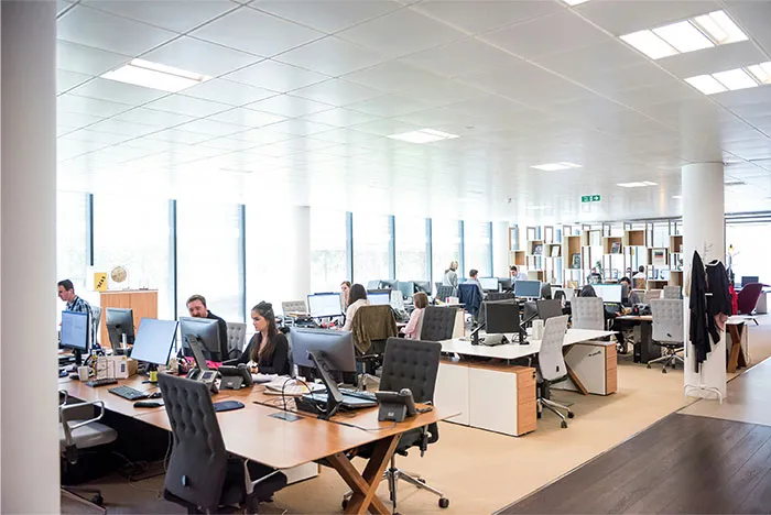 “Overworked And Underpaid”: 45 Stories From People At Companies On Their Last Legs