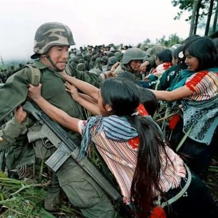 35 Times Ordinary People Decided They Need To Be The Change The World Needed (New Pics)