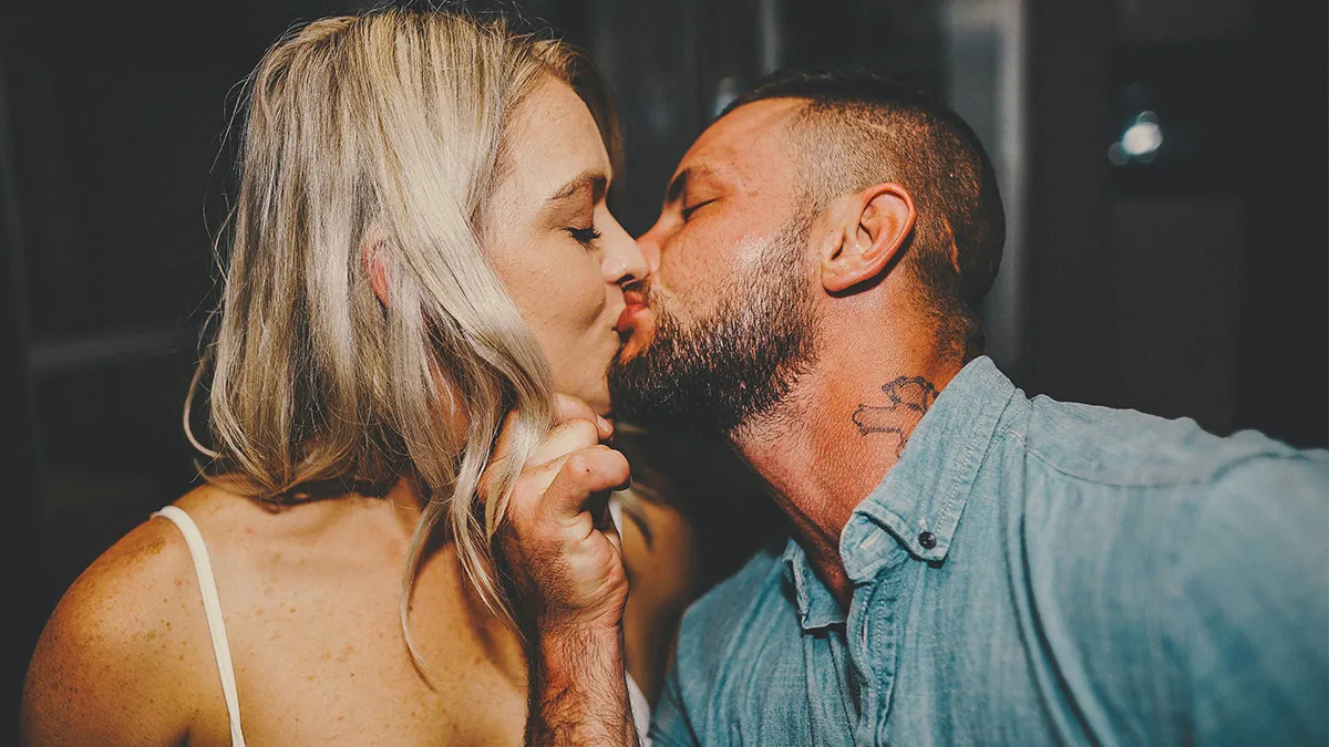 Poor Woman Dating Millionaire’s Son Shares What It’s Really Like