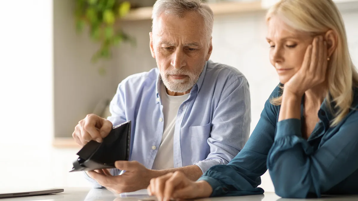 Woman Becomes A Mom, Decides Her Parents’ Financial Mistakes Are No Longer Her Responsibility