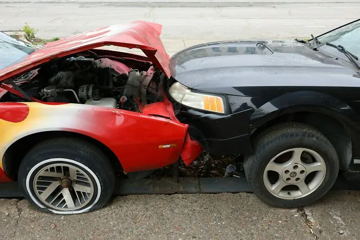 50 People Who Survived The Craziest Moments Of Their Lives