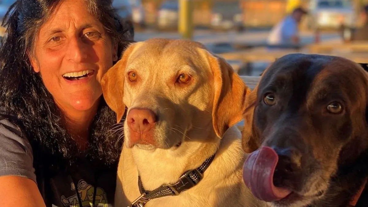 Astronaut Comes Back After 10 Long Months, Her Reunion With Dogs Melts Hearts Online