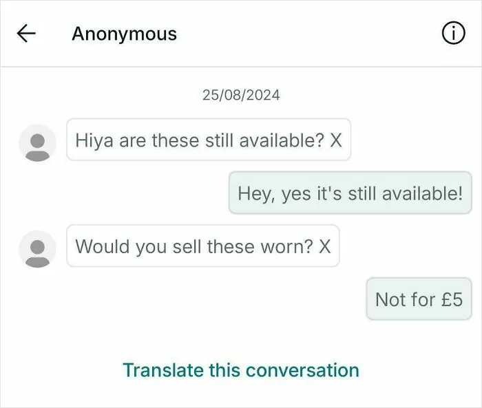 Chat conversation on Vinted where buyer asks about item availability and condition in online selling.