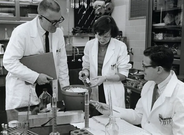 The Rubella Vaccine Research Team