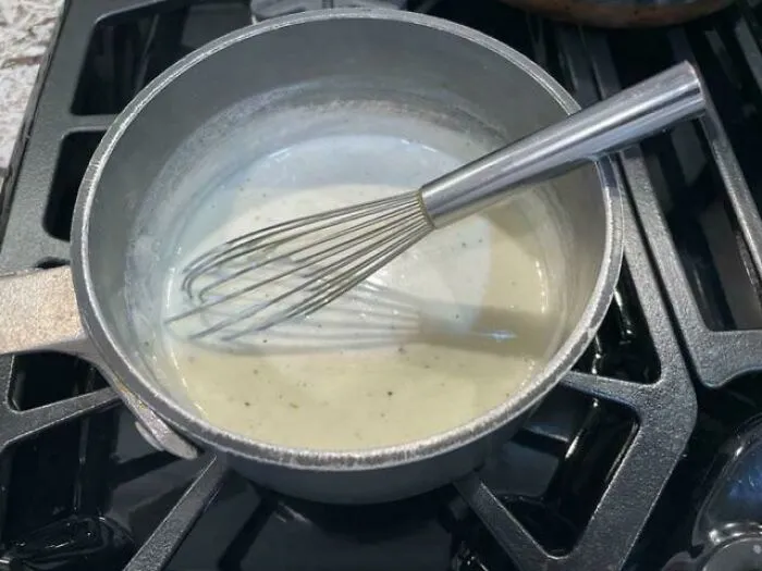 “Everybody Thinks You Got A Michelin Star”: 47 Fancy Cooking Techniques That Are Shockingly Easy