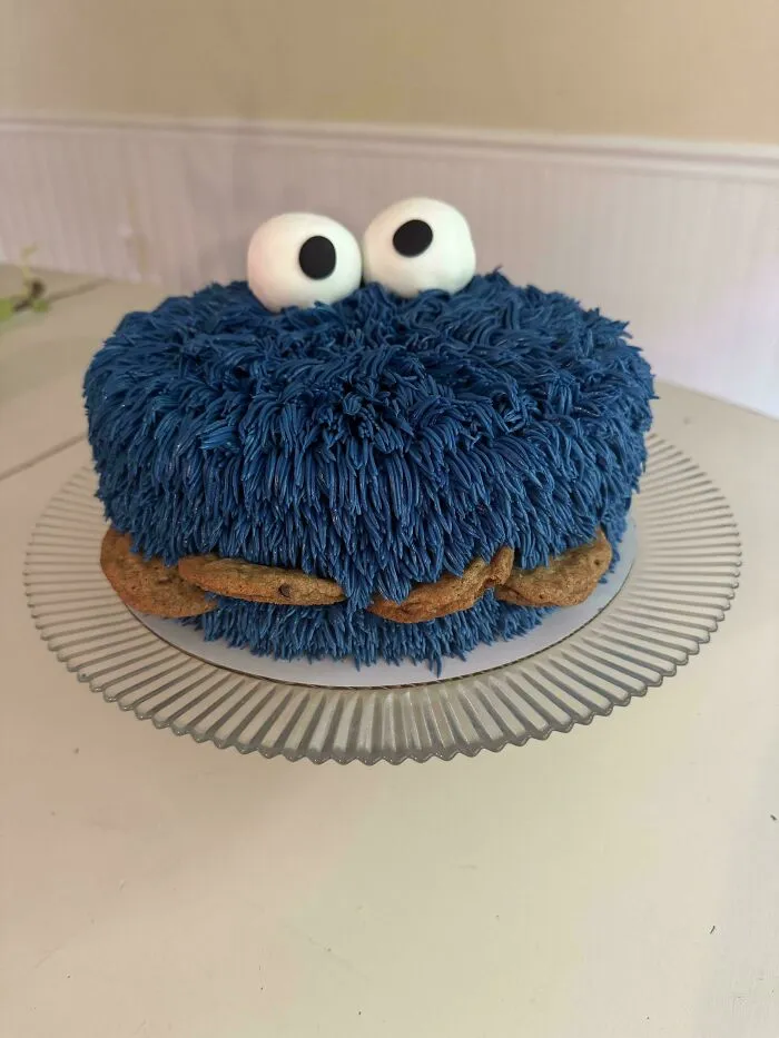Cookie Monster Cake