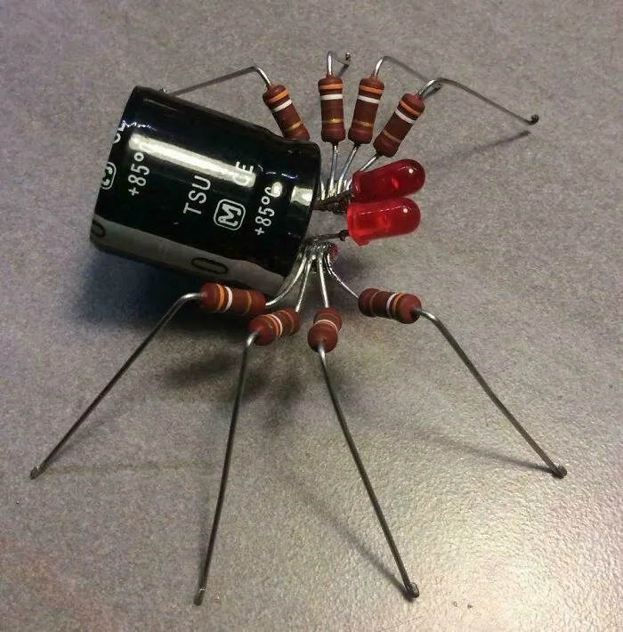 Errrr Guys, My Capacitor Scares Me, It Has Blinky Eyes