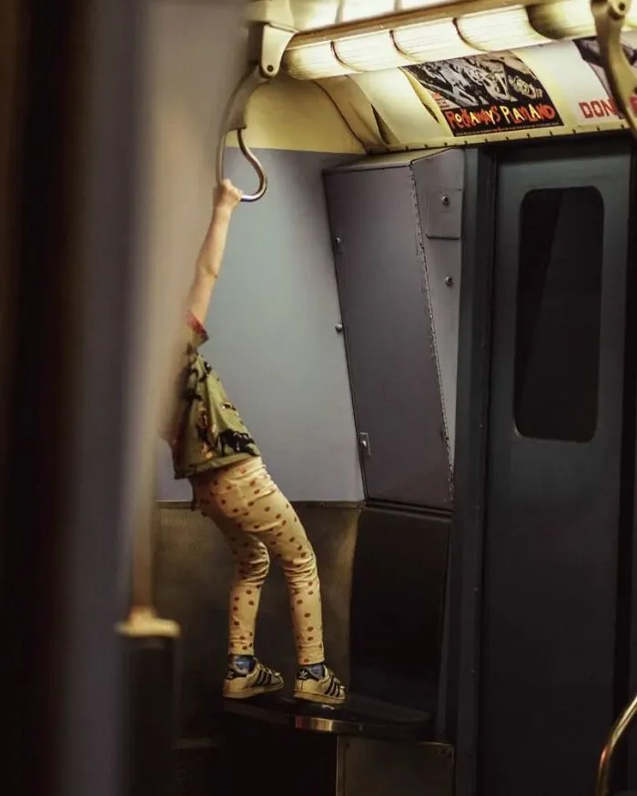40 Street Shots By Marina Nota That Turn Ordinary Moments Into Magic